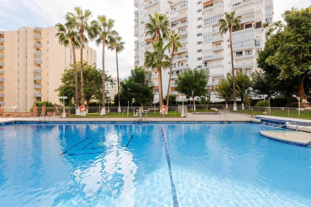 شقة Amplio Con Vistas Al Mar Y Piscina En بينالماذينا المظهر الخارجي الصورة