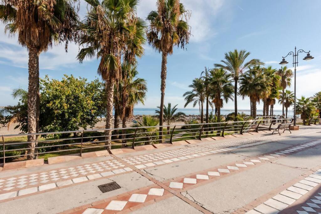 شقة Amplio Con Vistas Al Mar Y Piscina En بينالماذينا المظهر الخارجي الصورة
