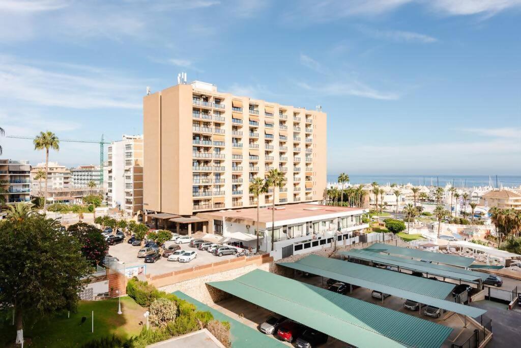 شقة Amplio Con Vistas Al Mar Y Piscina En بينالماذينا المظهر الخارجي الصورة